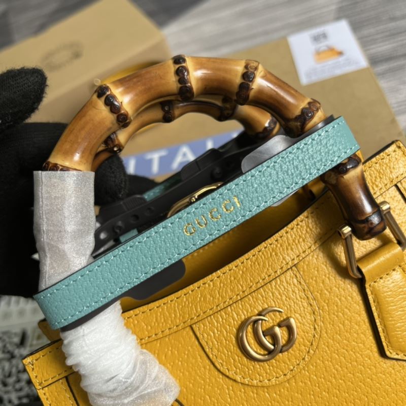 Gvc*1 tote bags